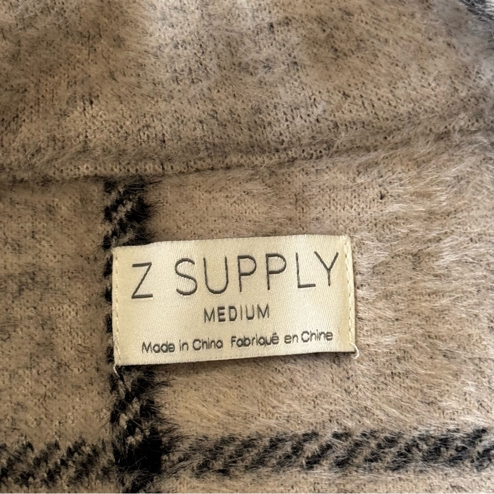 Z Supply Plaid Jacket in Gray and Black - Picture 5 of 9